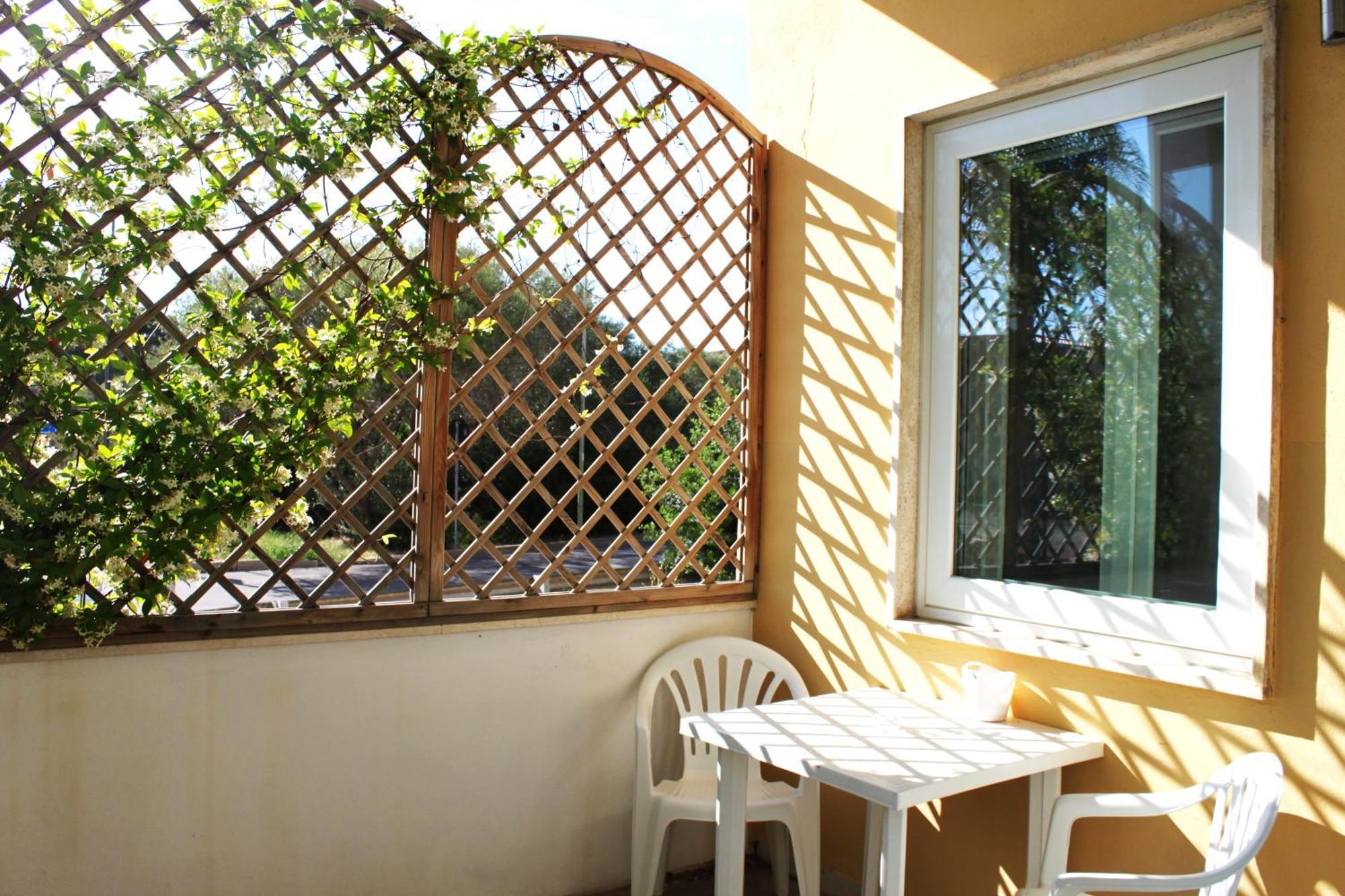 La Smeralda - Boutique Rooms And Breakfast 阿兰奇湾城 外观 照片